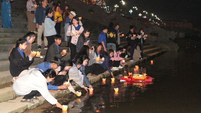 Quang Tri launches first free night tour to historical sites